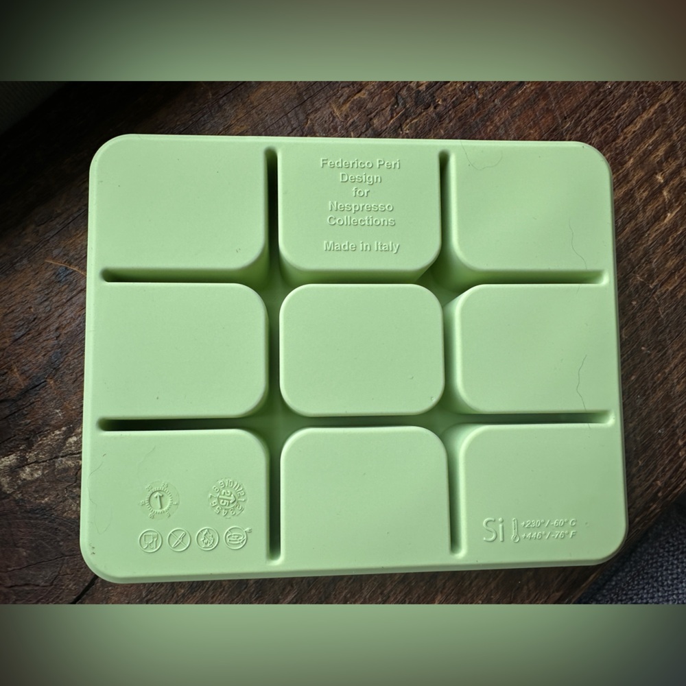 Barista Ice Cube Tray - Picture 2 of 3